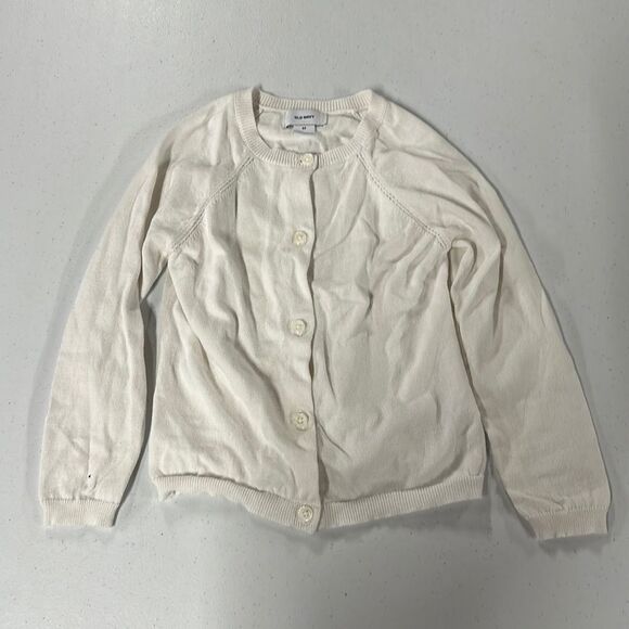 😍3 for $15😍 Old Navy Girls White Button Up Sweater Size 5T - Picture 1 of 2